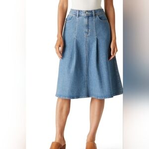 NWT ⚠️ Levi's Classic Blue A-Line Skirt